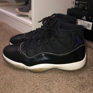 Air Jordan XI 11 Space Jam shoe
